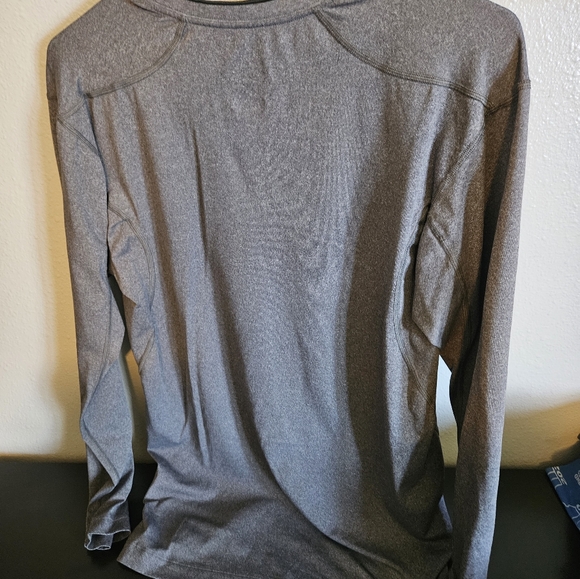 Nike Long Sleeve - Picture 2 of 4
